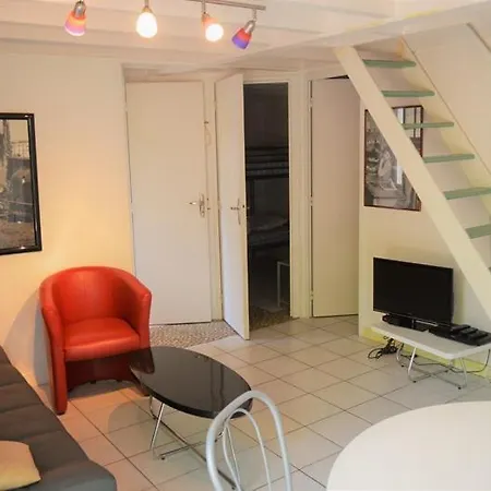 Three-bedroom Chalet 45m² Σαλέ Gujan-Mestras